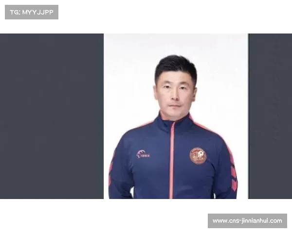 退役球员转型教练之路面临激烈竞争与就业困境 退役球员转型教练之路面临激烈竞争与就业困境